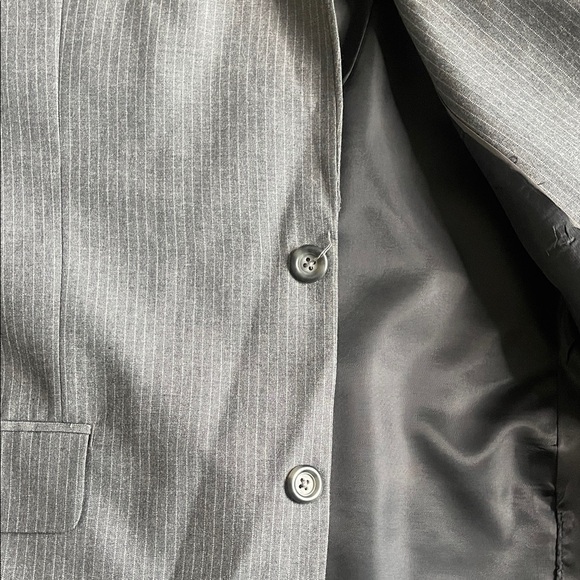 Merona Gray Pinstripe Men's Suit - Picture 3 of 8